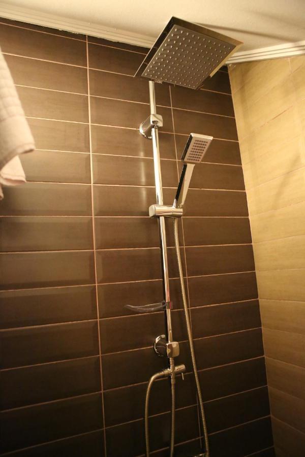 Dark Boutique Hotel Shkoze Zewnętrze zdjęcie