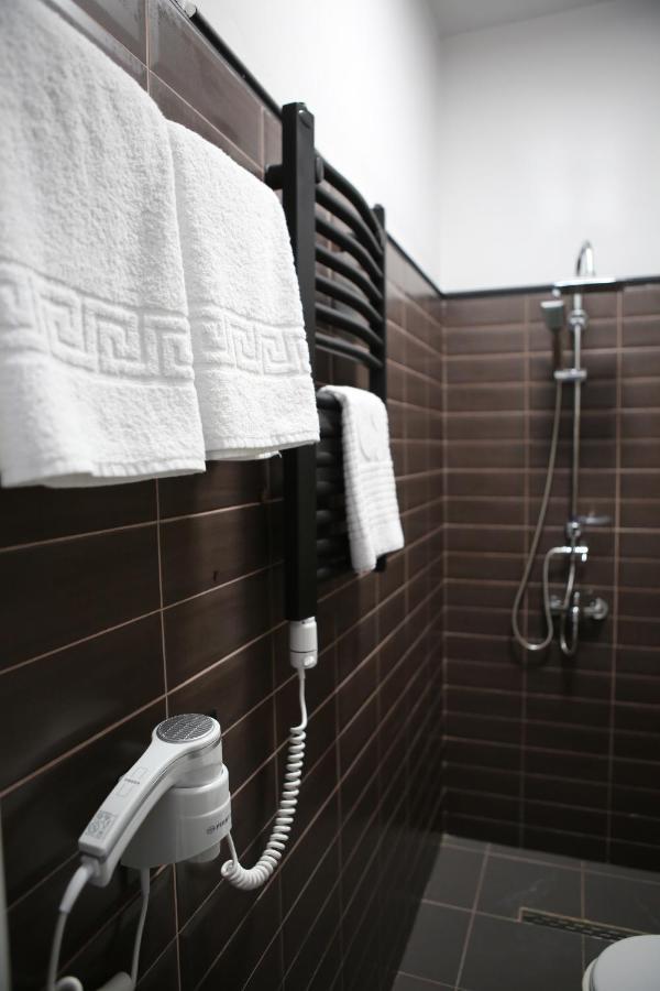 Dark Boutique Hotel Shkoze Zewnętrze zdjęcie