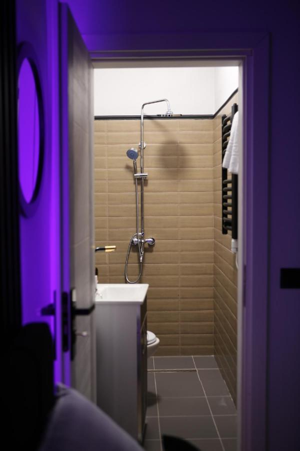 Dark Boutique Hotel Shkoze Zewnętrze zdjęcie