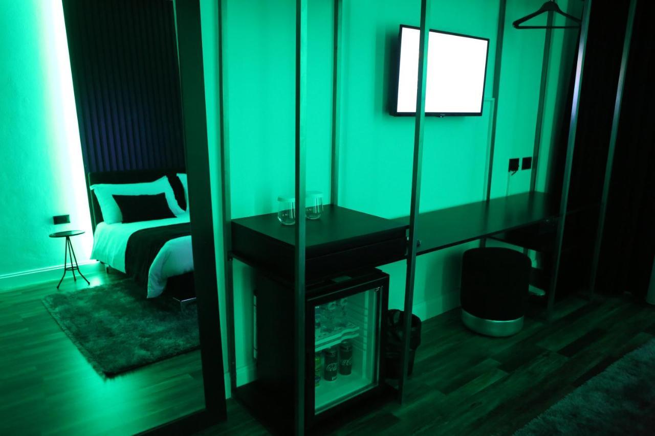 Dark Boutique Hotel Shkoze Zewnętrze zdjęcie