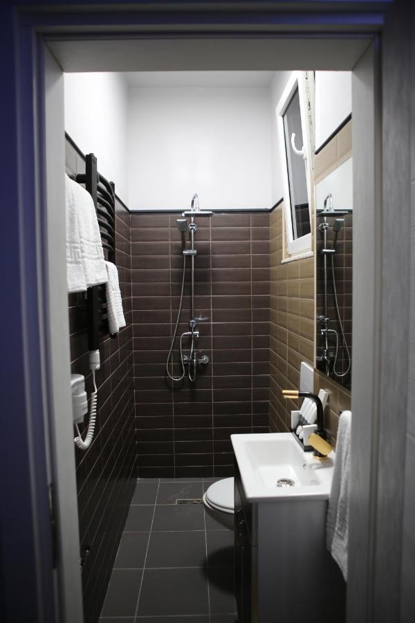 Dark Boutique Hotel Shkoze Zewnętrze zdjęcie