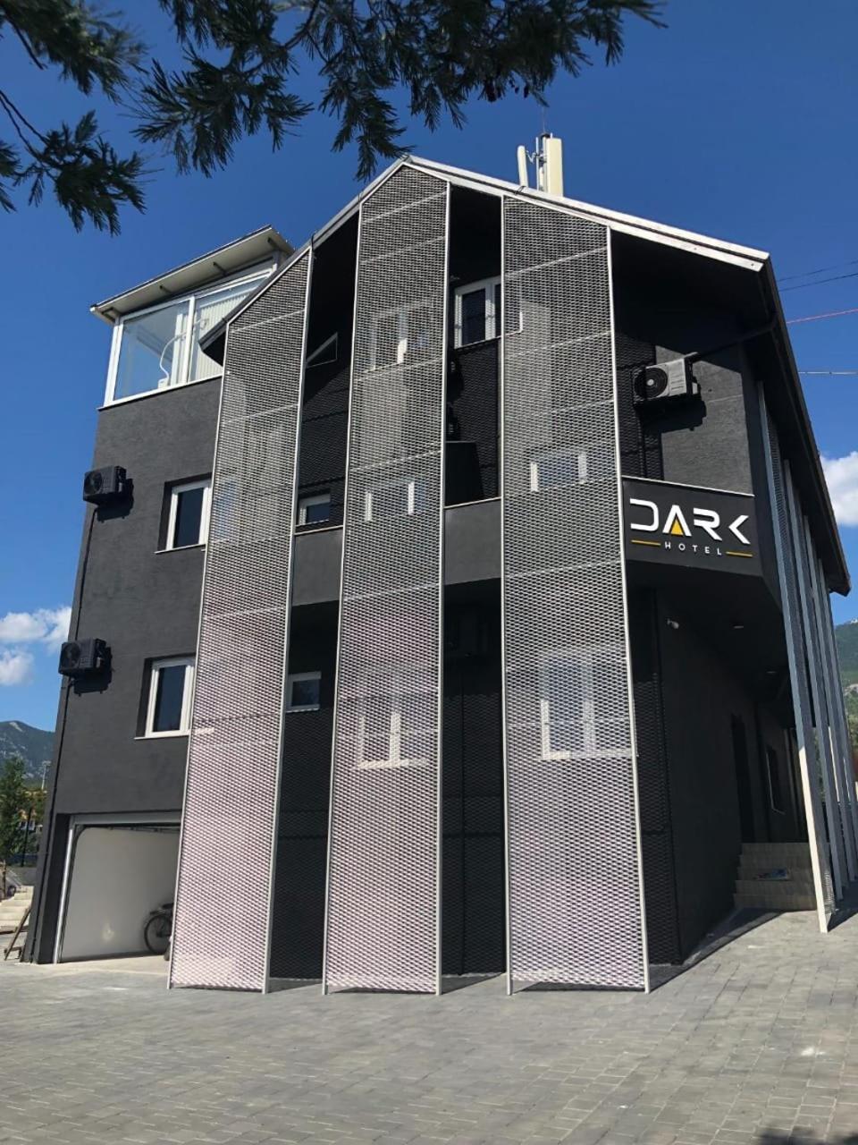 Dark Boutique Hotel Shkoze Zewnętrze zdjęcie