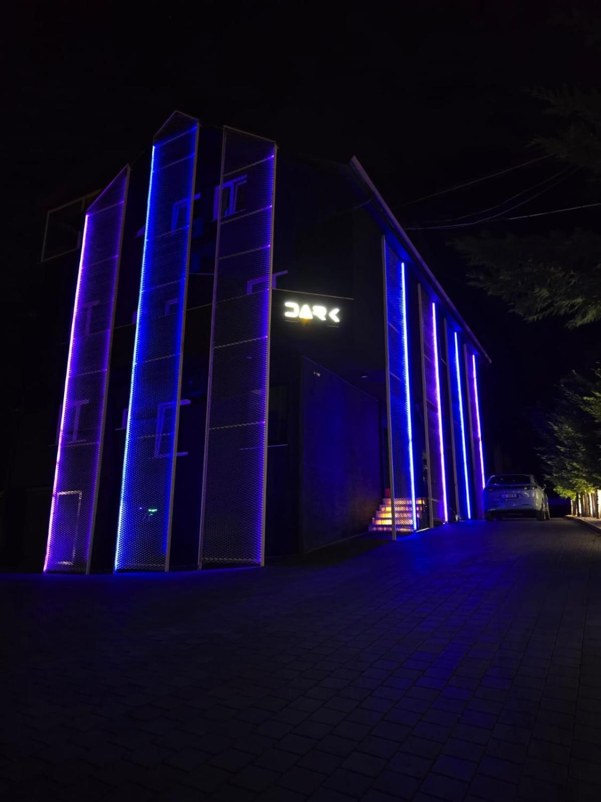 Dark Boutique Hotel Shkoze Zewnętrze zdjęcie